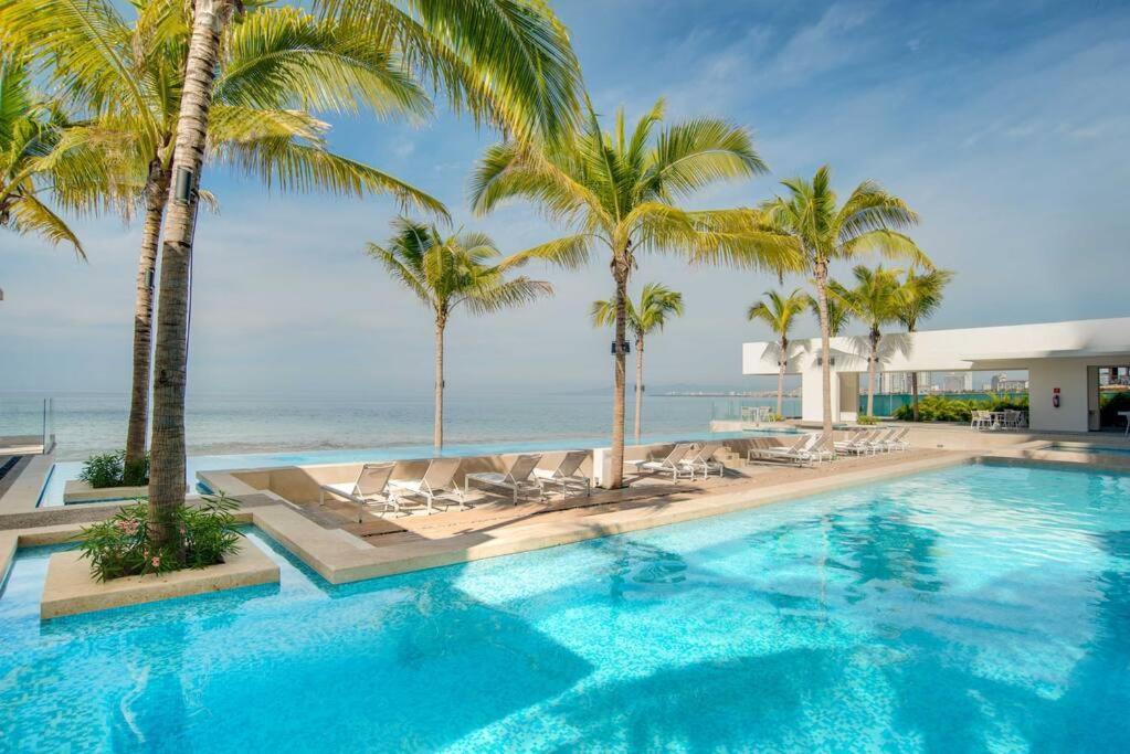 Harbor 3008 Amazing Beach Front Condo By Moikkarentals Puerto Vallarta Eksteriør billede